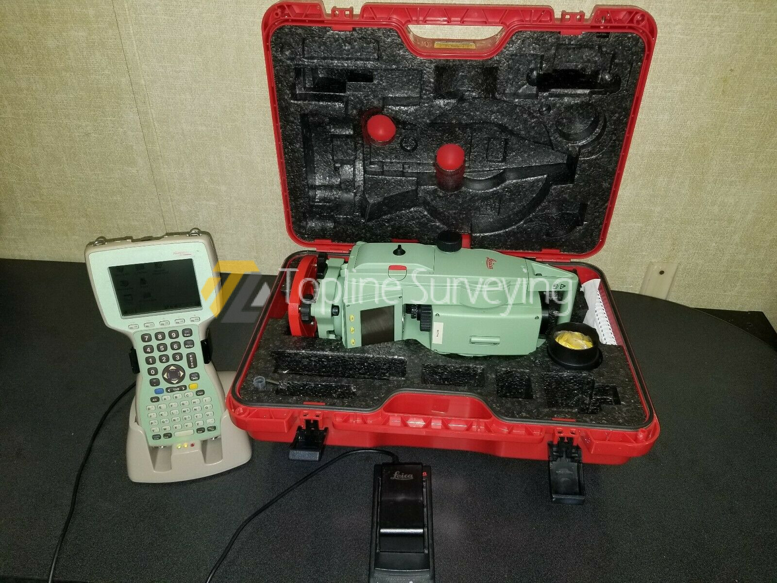 Leica TCR 407 7 Survey Total Station