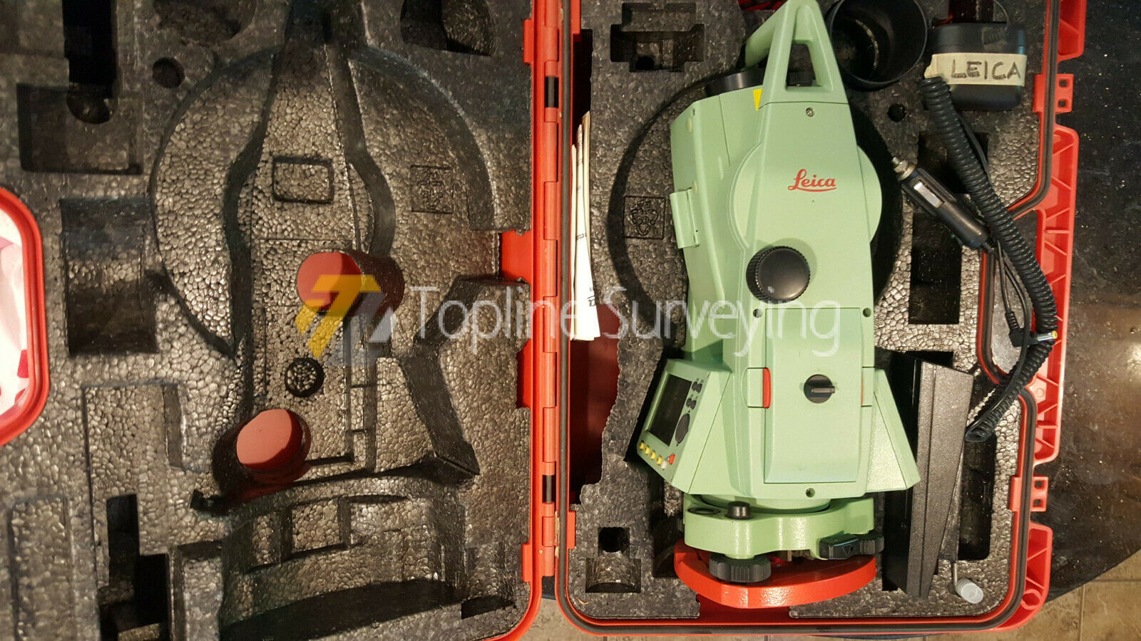 Leica TCR405 5 Reflectorless Total Station
