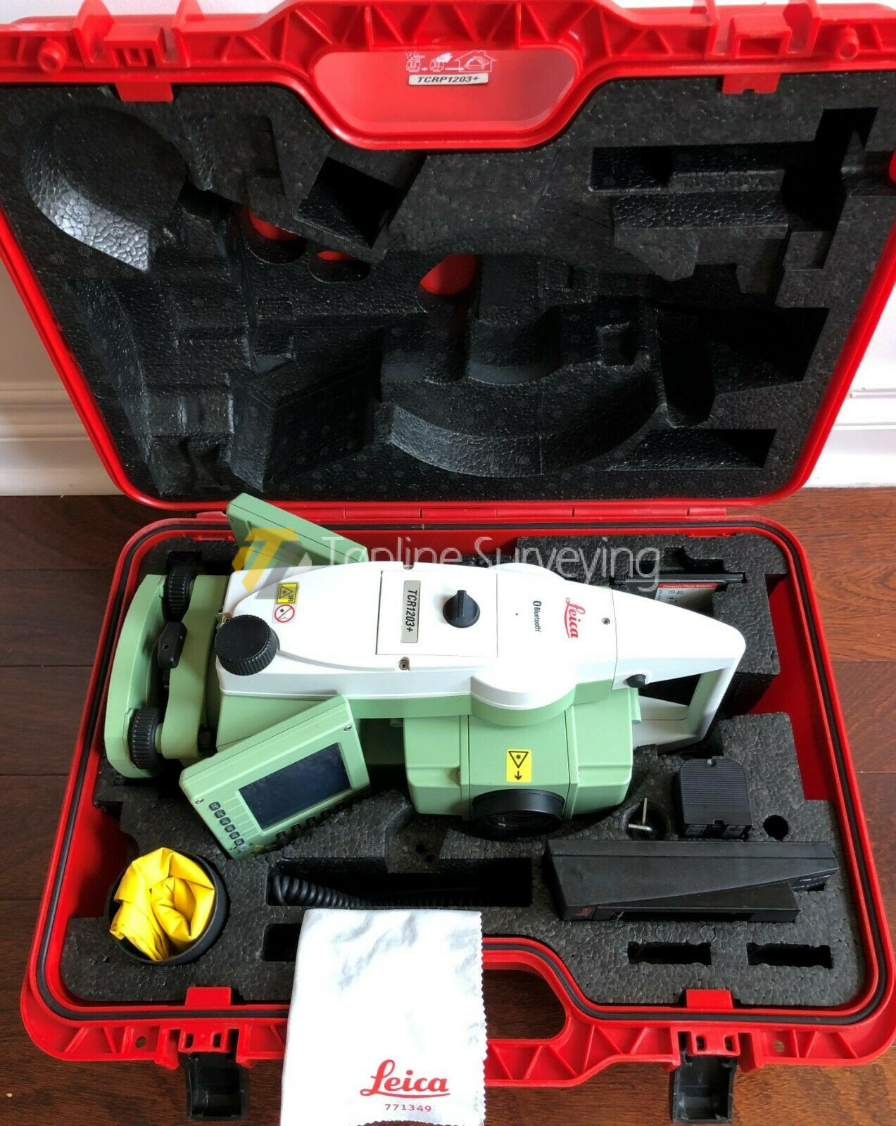 Leica TCRP1203+ R1000 TOTAL STATION