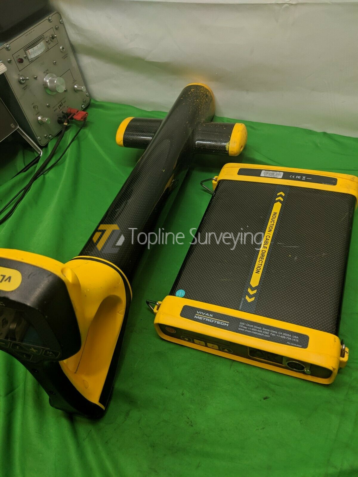 Vivax Metrotech VLOC3-9800 Transmitter Receiver Pipe Locator